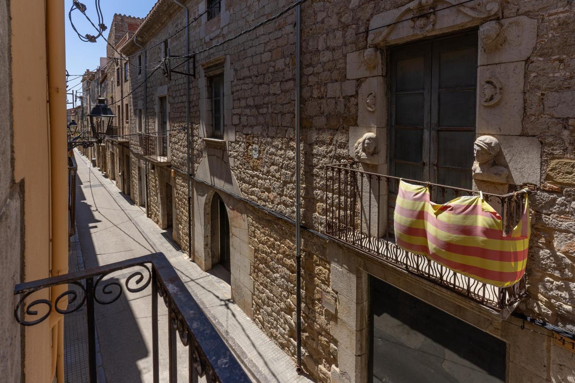 Empordanna, Apartamento Con Encanto En El Corazon Del Emporda Torroella de Montgrí Екстериор снимка